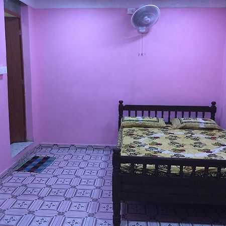 Auro Guest House Пондичерри Экстерьер фото