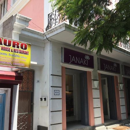 Auro Guest House Пондичерри Экстерьер фото