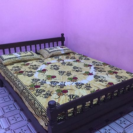 Auro Guest House Пондичерри Экстерьер фото